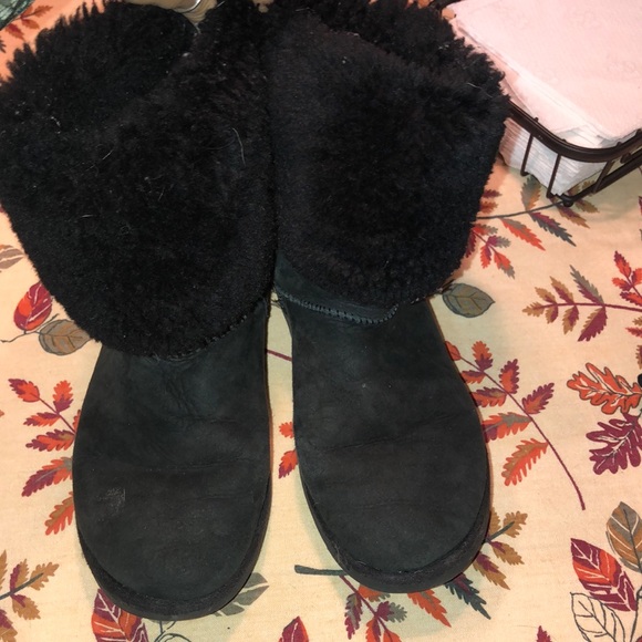 Black Tall Uggs - Picture 1 of 3